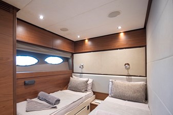 Lady Parisa 34