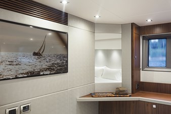 M/Y LADY K 19