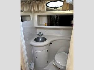 27' Monterey 2002 262 Cruisers 20 