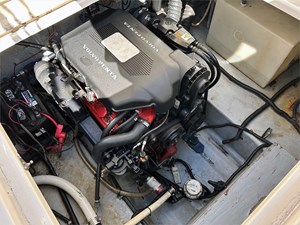 27' Monterey 2002 262 Cruisers 26 