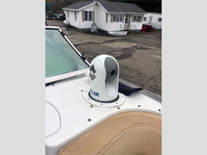 28' Chris Craft 2010 28 Launch 19 