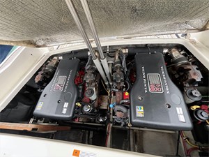 28' Chris Craft 2010 28 Launch 25 