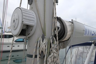 MAJESTIC 56 Main Furling