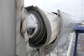 MAJESTIC 57 Main Furling