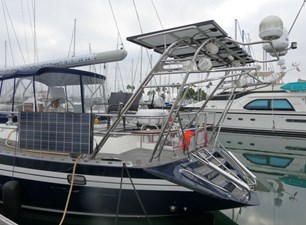 MAJESTIC 64 Dinghy Davits