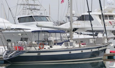 MAJESTIC 79 Dockside Aft Stbd