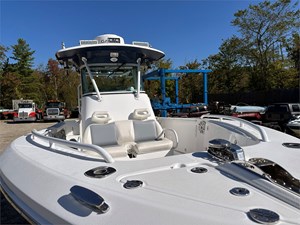 26' Everglades 2006 260CC 12 