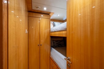 LUCKY PENNY 48 Double Crew Berths