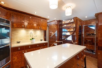 LUCKY PENNY 37 Full Size Galley