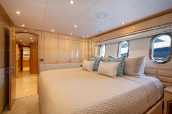 LUCKY PENNY 31 LUCKY PENNY 2014 HARGRAVE Sky Lounge Motor Yacht Yacht MLS #456438 31