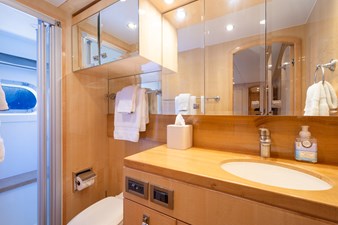 LUCKY PENNY 32 LUCKY PENNY 2014 HARGRAVE Sky Lounge Motor Yacht Yacht MLS #456438 32