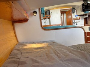 DE LA SOL 13 Quarter Berth Port