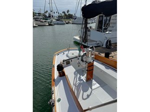 DE LA SOL 18 Cockpit Aft