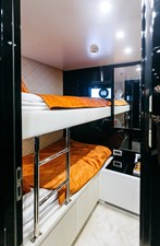 Bering 70 Interior photos  (5)