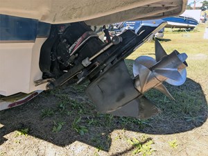 24' Sea Ray 2004 240 Sundeck 6 