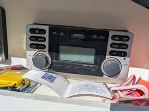 24' Sea Ray 2004 240 Sundeck 11 