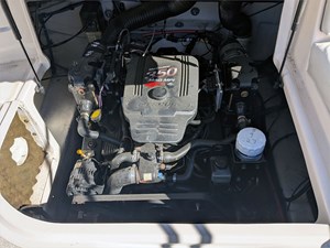 24' Sea Ray 2004 240 Sundeck 22 