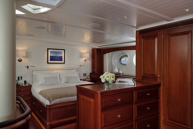 APSARA_00008262_vb5374891_800x533