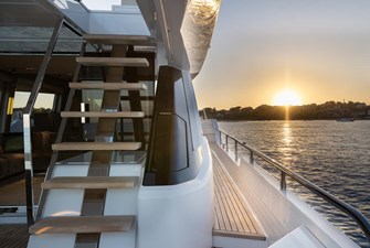 SIRI LINN 5 FERRETTI 720 SIRI LINN 2022