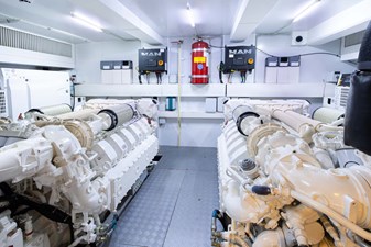 SIRI LINN 17 FERRETTI 720 SIRI LINN 2022