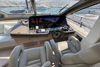 Sunseeker 76 Yacht 10 
