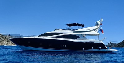 Sunseeker 82 Yacht 1 