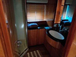 Sunseeker 82 Yacht 17 