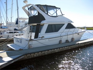 39' Bayliner 2001 3988 Command Bridge 3 