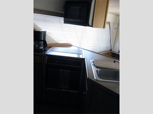 39' Bayliner 2001 3988 Command Bridge 21 