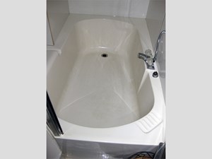 39' Bayliner 2001 3988 Command Bridge 30 