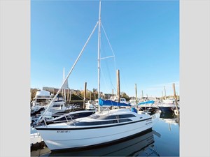 26' McGregor 2010 26M 5 