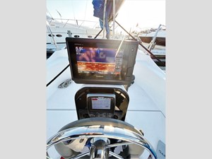 26' McGregor 2010 26M 16 