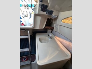 26' McGregor 2010 26M 27 