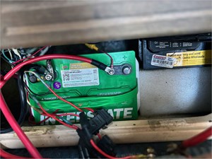 26' McGregor 2010 26M 32 