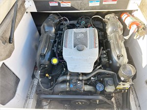 21' Sea Ray 2010 210 Select 13 