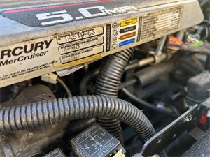 21' Sea Ray 2010 210 Select 14 