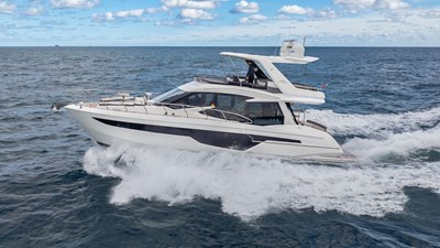 INFINITY 0 Italian-Yacht-Group-Listing-on-YachtWay-10