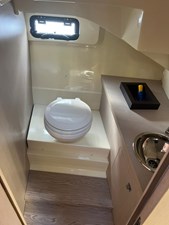 GT280 15 INVICTUS GT280 YACHT FOR SALE (15)