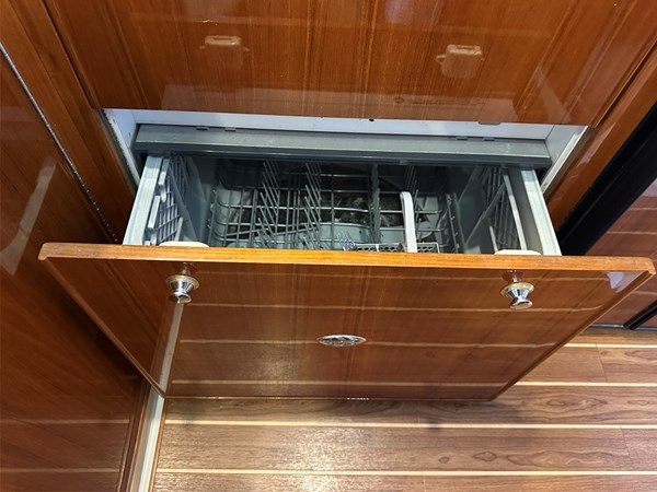 SAFARI, 2004 Riviera 40 Sportfish