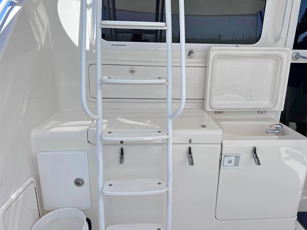 SAFARI, 2004 Riviera 40 Sportfish