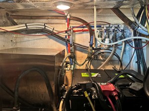 SAFARI 49 SAFARI, 2004 Riviera 40 Sportfish