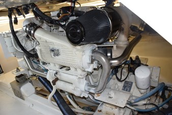 OSPREY 43 Cummins 8.3ltr 540hp common-rail diesel engine with Airsep filter