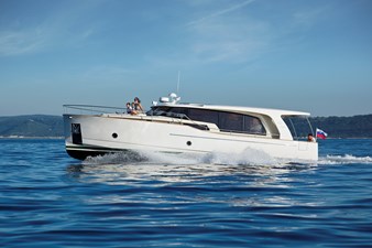 Greenline 40 Hybrid Yacht  4 