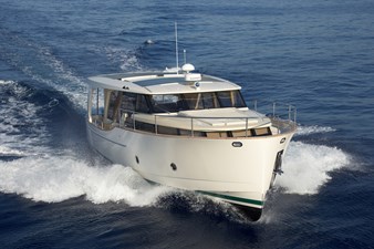 Greenline 40 Hybrid Yacht  8 