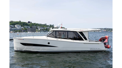 Pastiche 0 Pastiche, Greenline 39 Hybrid 