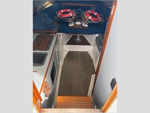 30' Luhrs 1989 Alura 10 