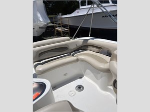 25' Nautic Star 2011 252 SL Sport Deck 22 