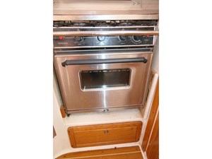 RIGHT ACTION 17 Galley Stove