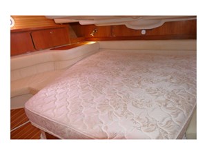 RIGHT ACTION 4 Master Berth
