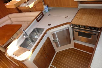 RIGHT ACTION 18 Galley